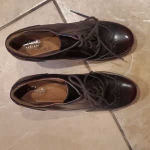 Clark shoes size 8½